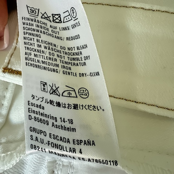 Escada White Pants 38 US 6 Ankle Slim Fit Stretch Gold Button Designer Trousers - Picture 5 of 13